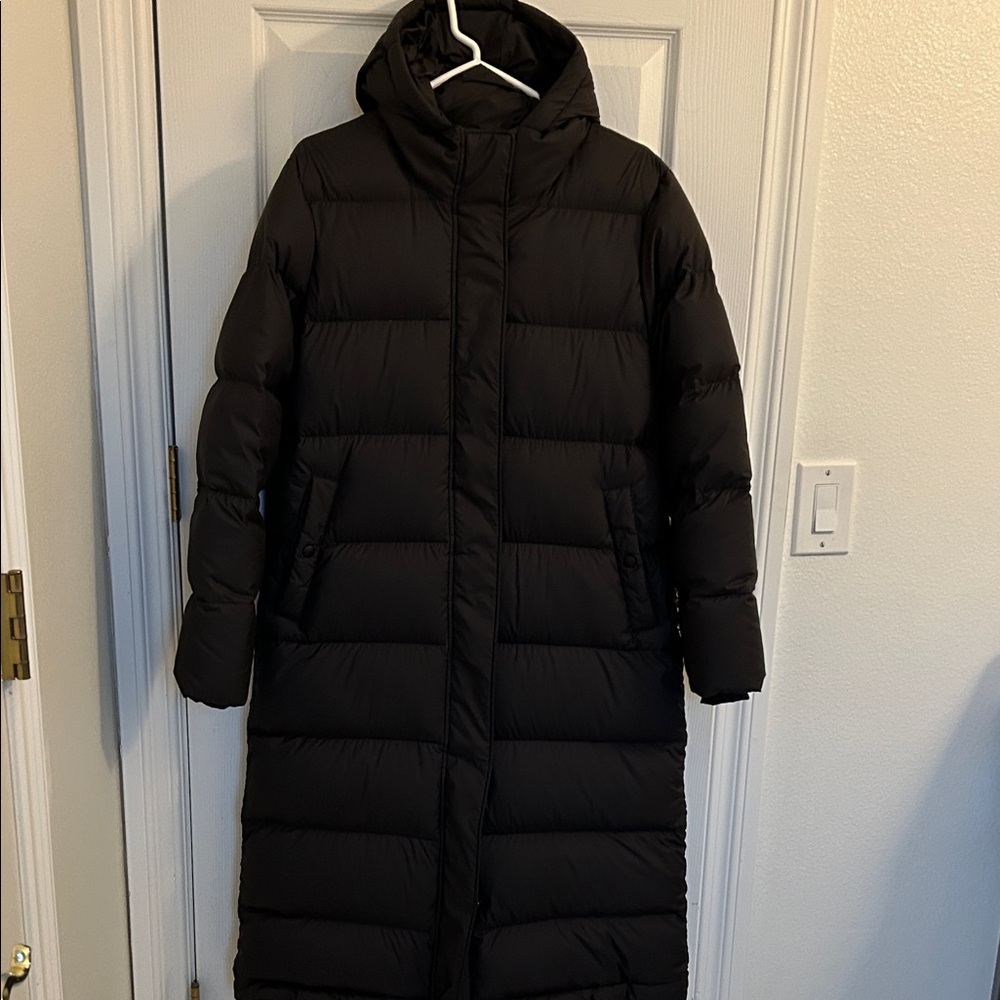 Patagonia Black Silent Down Parka
